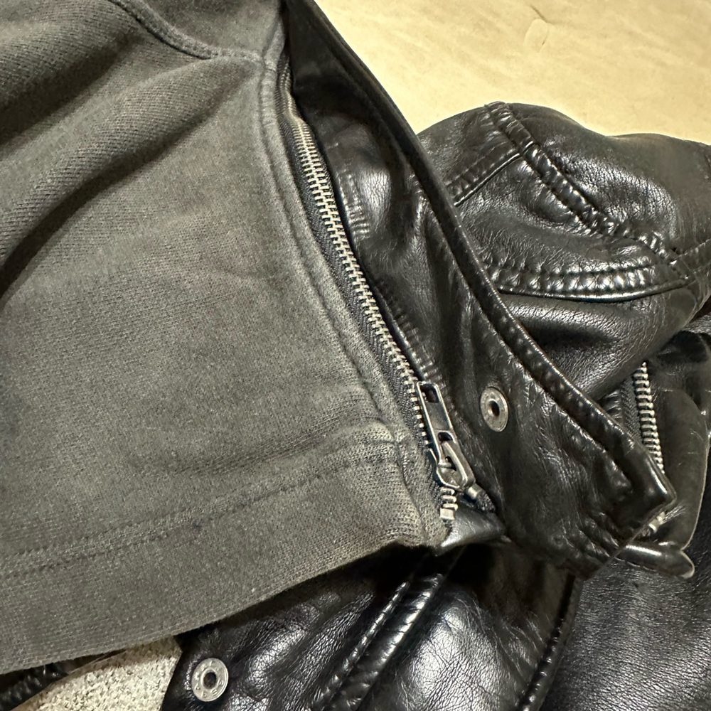 Free people vegan leather jacket with hoodie - Picture 9 of 9